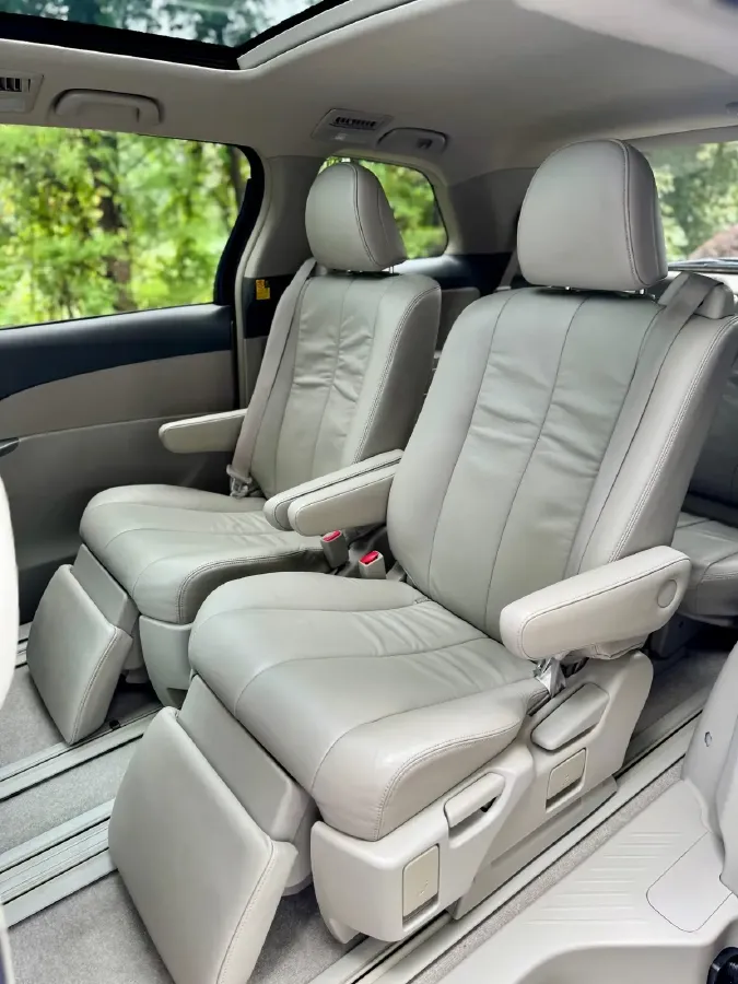 2012 Toyota Previa 3.5L 275HP V6 6AT,autocango,china used car exporter,china ev exporter,chinese used car exporter,chinese used ev exporter