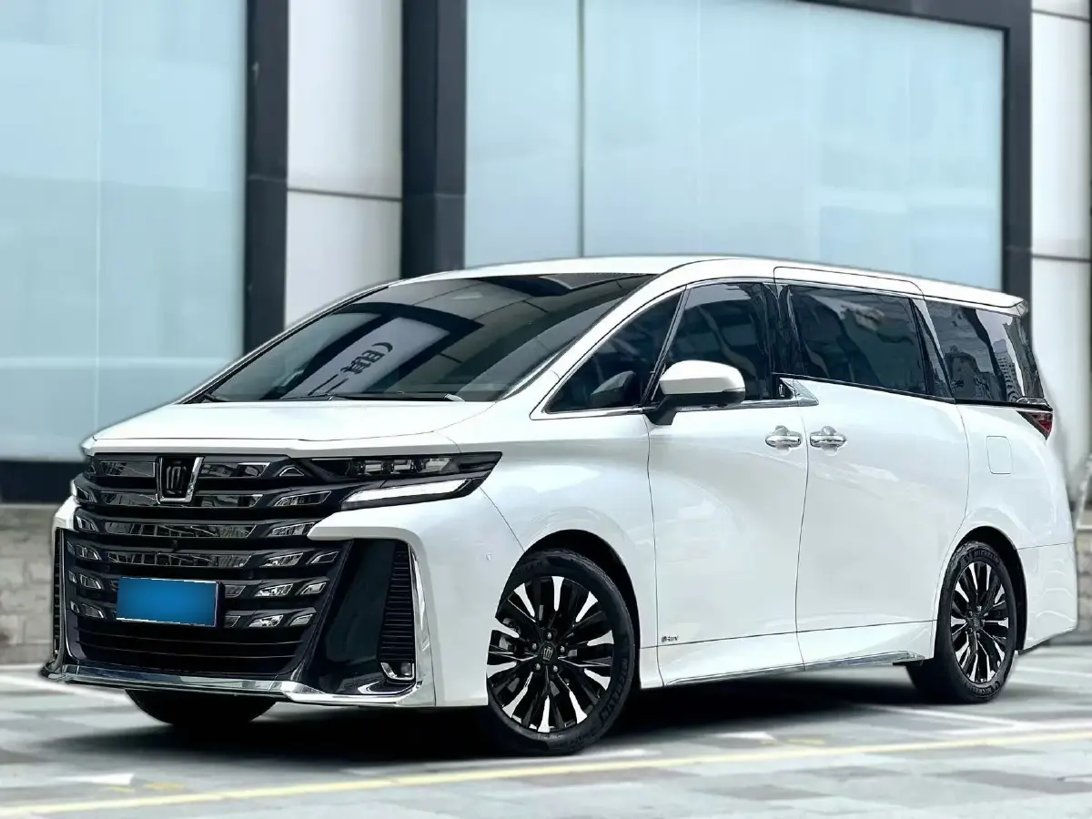 2024 Toyota Vellfire 2.5L 190HP L4 E-CVT Hybrid