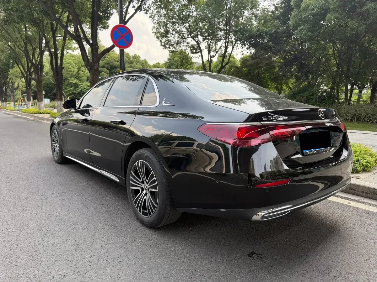 2024 Mercedes-Benz E Class 2.0T 204HP L4 9AT,autocango,china used car exporter,china ev exporter,chinese used car exporter,chinese used ev exporter