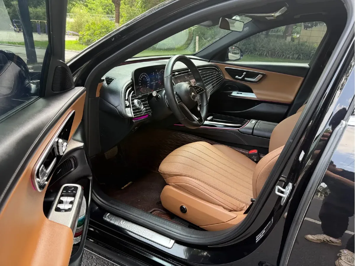 2024 Mercedes-Benz E Class 2.0T 204HP L4 9AT,autocango,china used car exporter,china ev exporter,chinese used car exporter,chinese used ev exporter