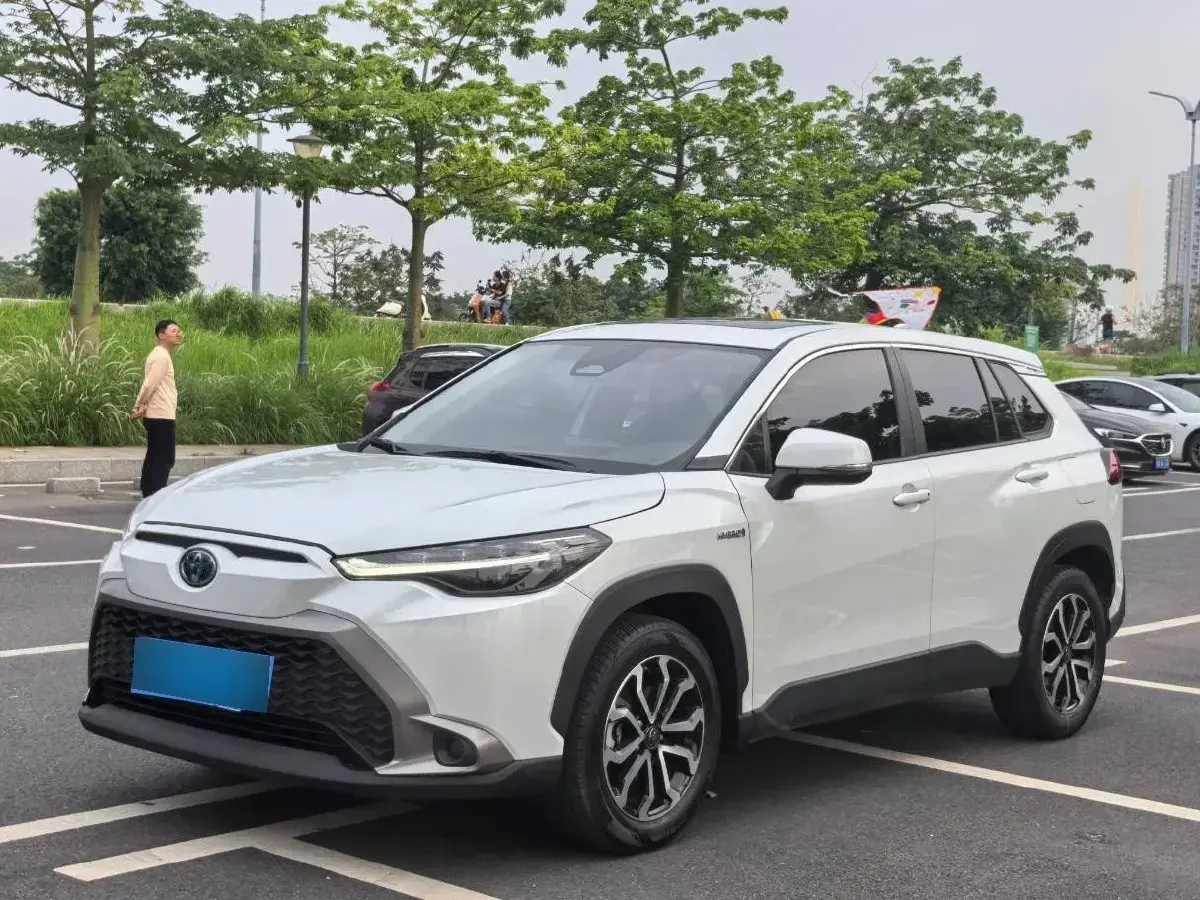 2023 Toyota Frontlander 2.0L 152HP L4 E-CVT Hybrid