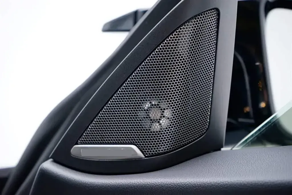 2022 BMW i4 BEV 83.9KWH,autocango,china used car exporter,china ev exporter,chinese used car exporter,chinese used ev exporter