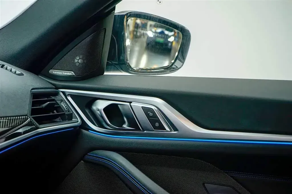 2022 BMW i4 BEV 83.9KWH,autocango,china used car exporter,china ev exporter,chinese used car exporter,chinese used ev exporter