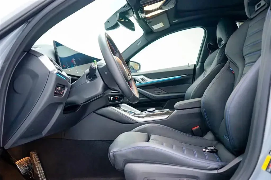 2022 BMW i4 BEV 83.9KWH,autocango,china used car exporter,china ev exporter,chinese used car exporter,chinese used ev exporter