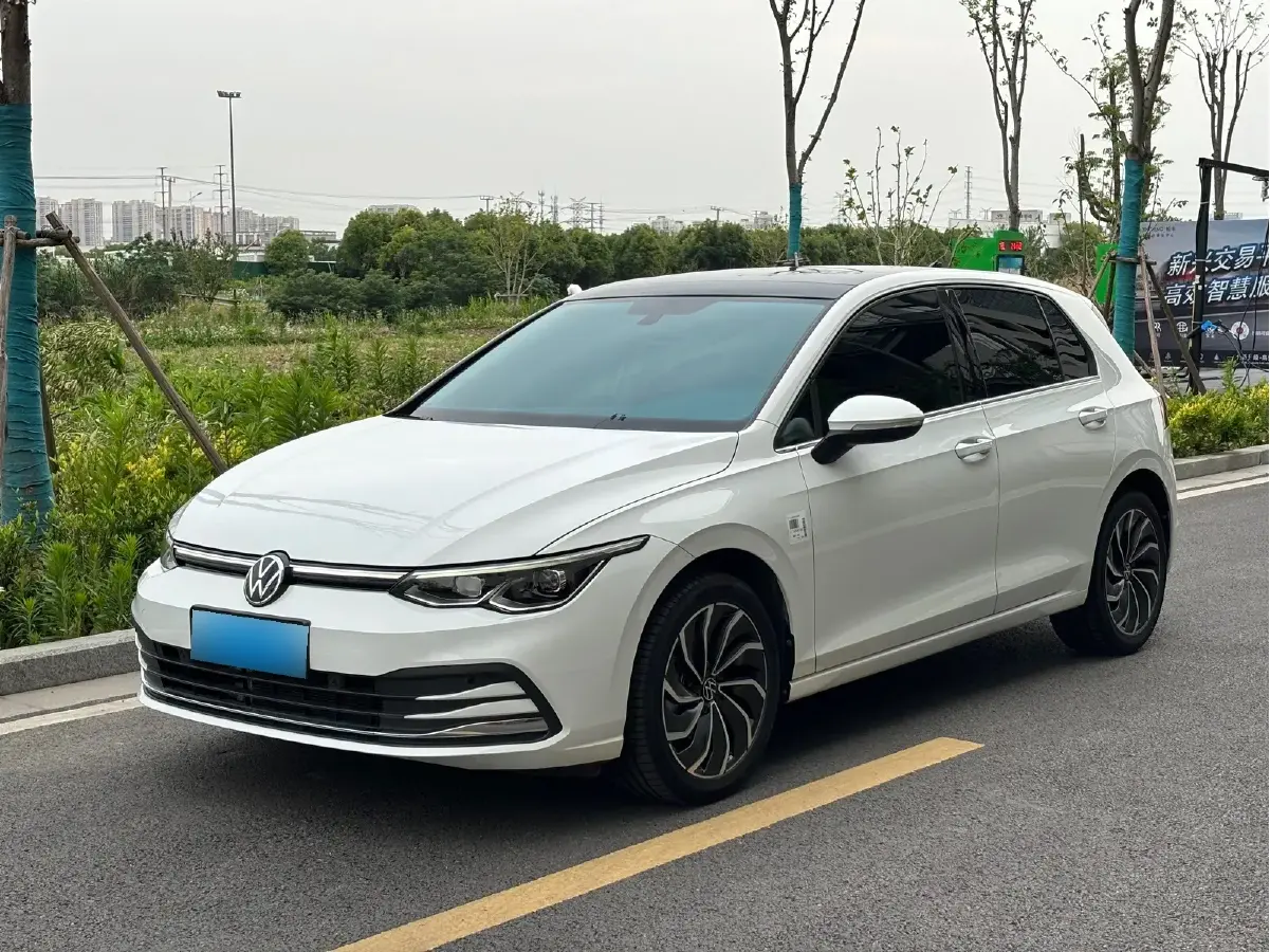 2023 Volkswagen Golf 1.4T 150HP L4 7DCT