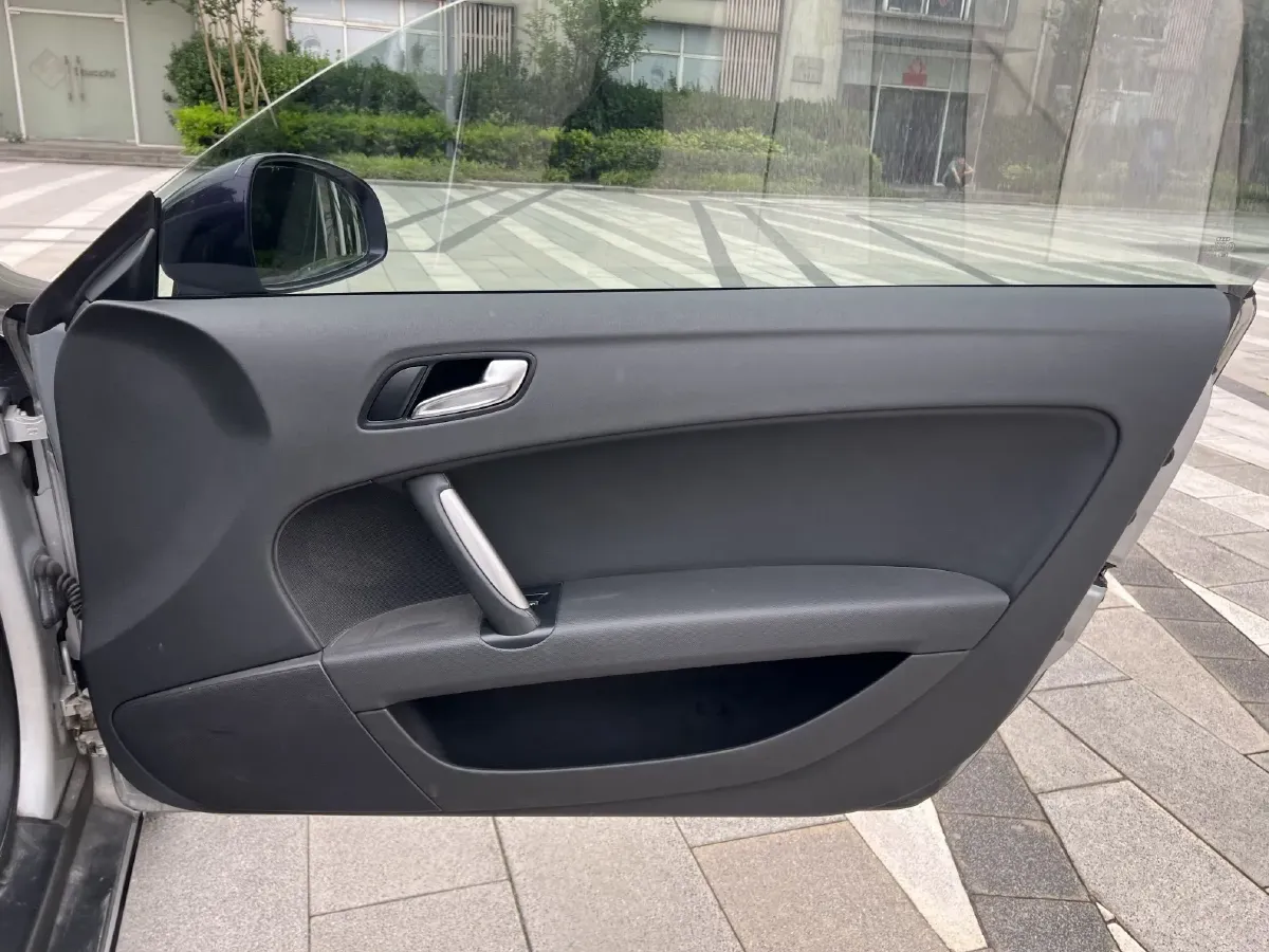 2011 Audi TT 2.0T 211HP L4 6DCT,autocango,china used car exporter,china ev exporter,chinese used car exporter,chinese used ev exporter