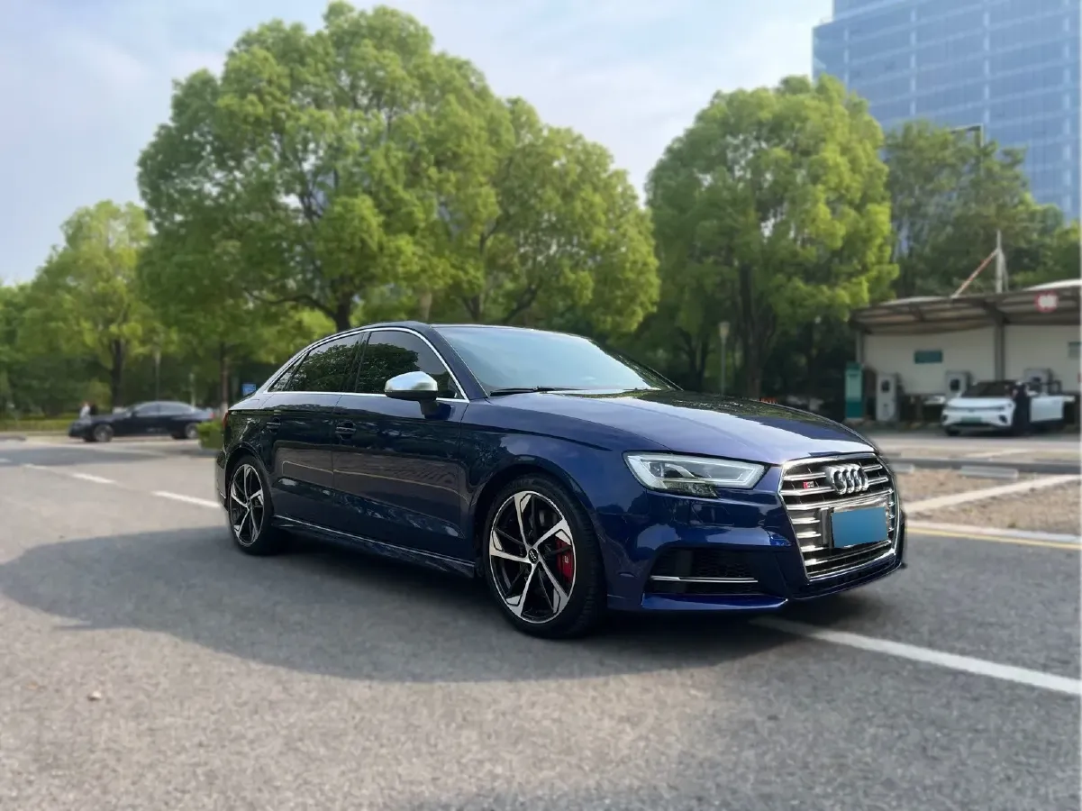 2019 Audi S3 2.0T 290HP L4 7DCT,autocango,china used car exporter,china ev exporter,chinese used car exporter,chinese used ev exporter