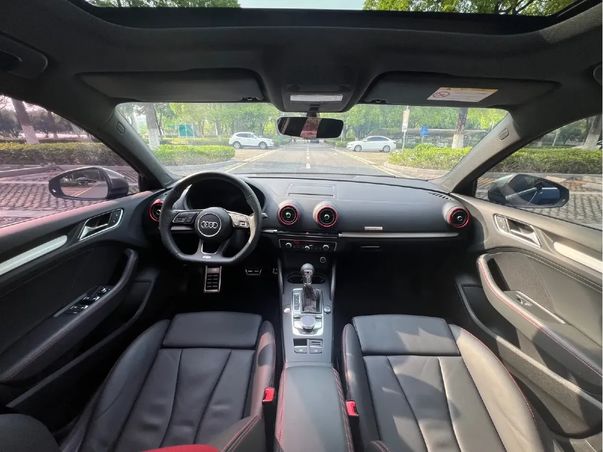 2019 Audi S3 2.0T 290HP L4 7DCT,autocango,china used car exporter,china ev exporter,chinese used car exporter,chinese used ev exporter