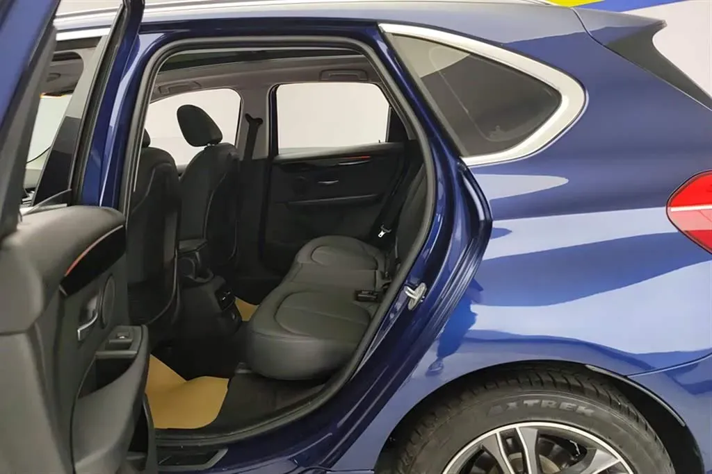 2018 BMW 2 Series Wagon 1.5T 136HP L3 6AT,autocango,china used car exporter,china ev exporter,chinese used car exporter,chinese used ev exporter