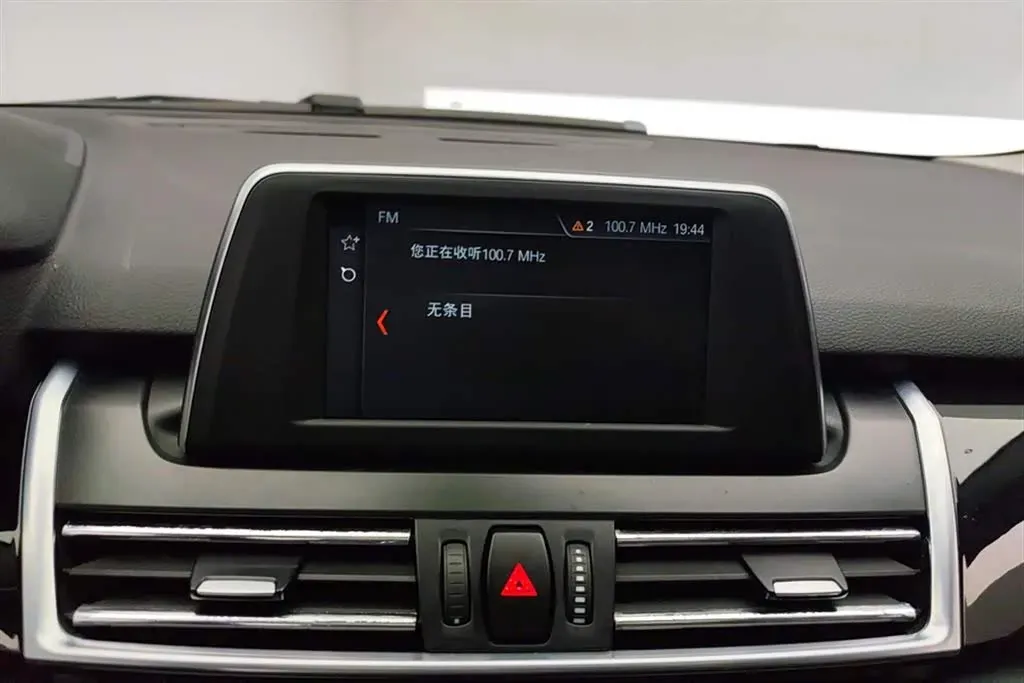 2018 BMW 2 Series Wagon 1.5T 136HP L3 6AT,autocango,china used car exporter,china ev exporter,chinese used car exporter,chinese used ev exporter