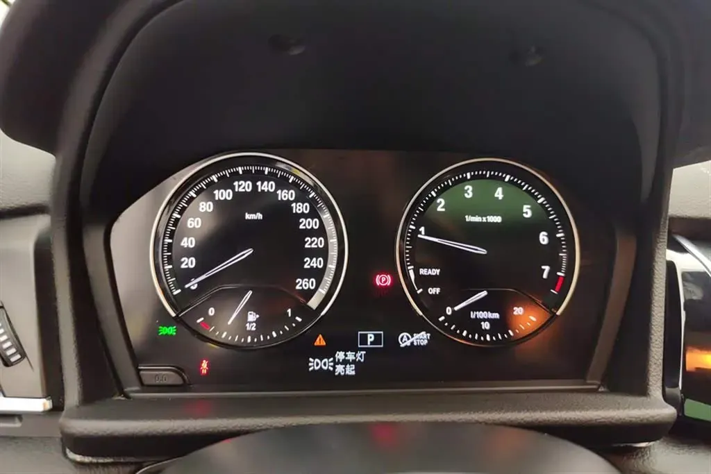 2018 BMW 2 Series Wagon 1.5T 136HP L3 6AT,autocango,china used car exporter,china ev exporter,chinese used car exporter,chinese used ev exporter