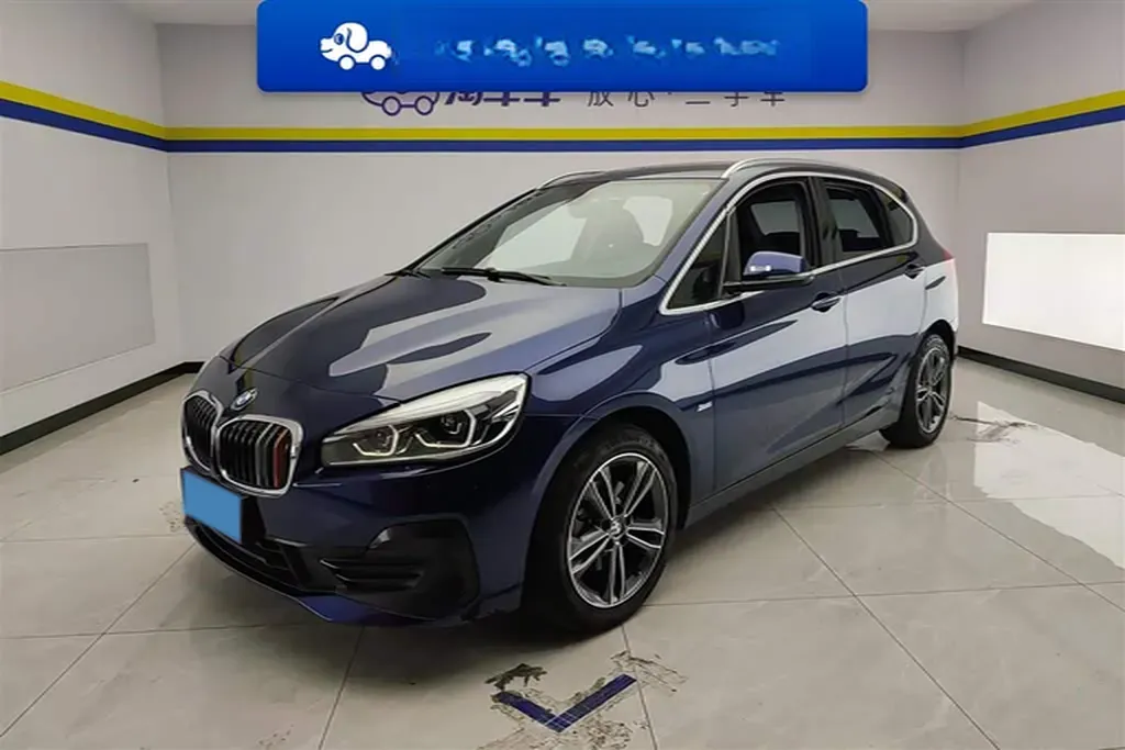 2018 BMW 2 Series Wagon 1.5T 136HP L3 6AT,autocango,china used car exporter,china ev exporter,chinese used car exporter,chinese used ev exporter