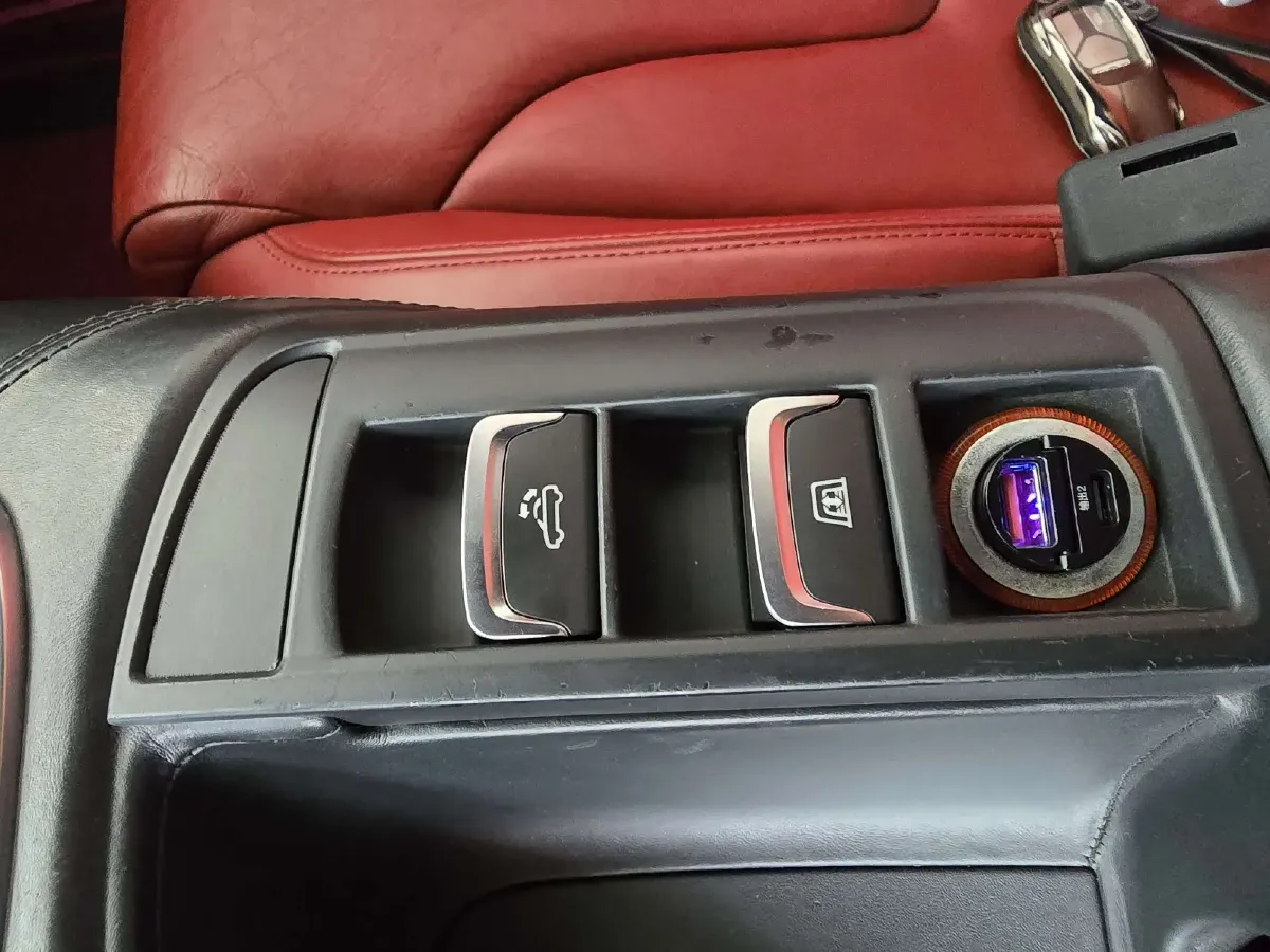 2014 Audi R8 4.2L 430HP V8 7DCT,autocango,china used car exporter,china ev exporter,chinese used car exporter,chinese used ev exporter