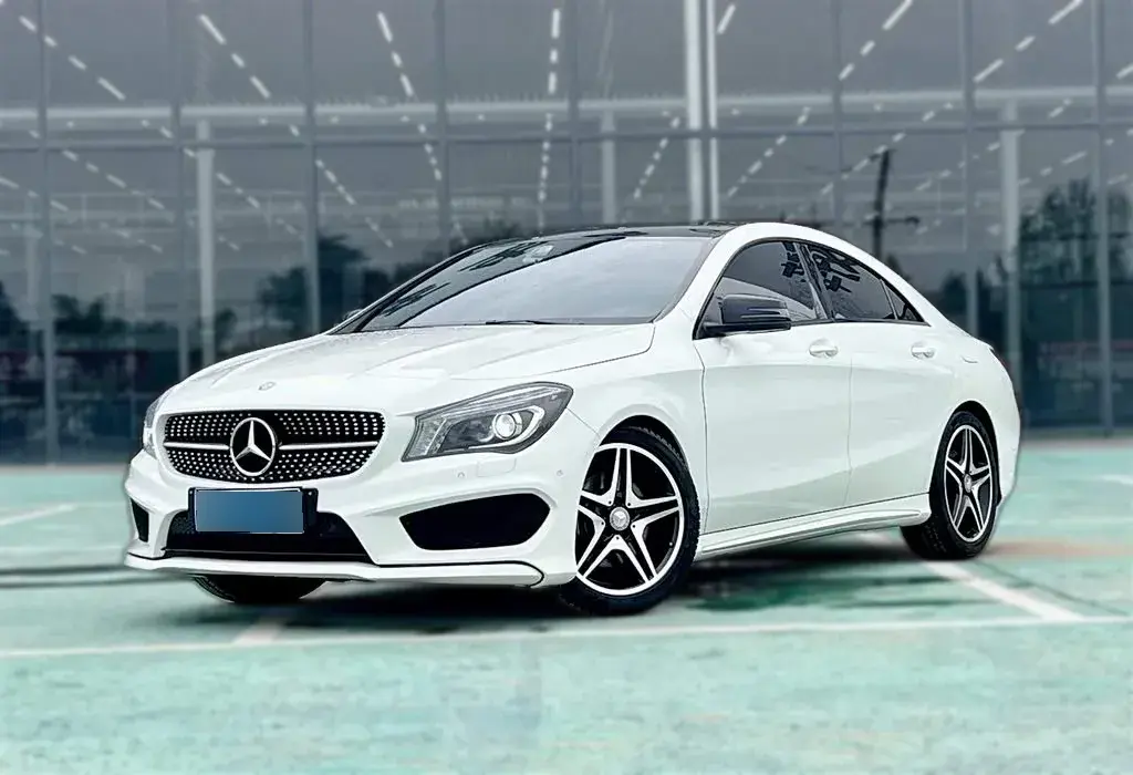 2016 Mercedes-Benz CLA Class 2.0T 211HP L4 7DCT