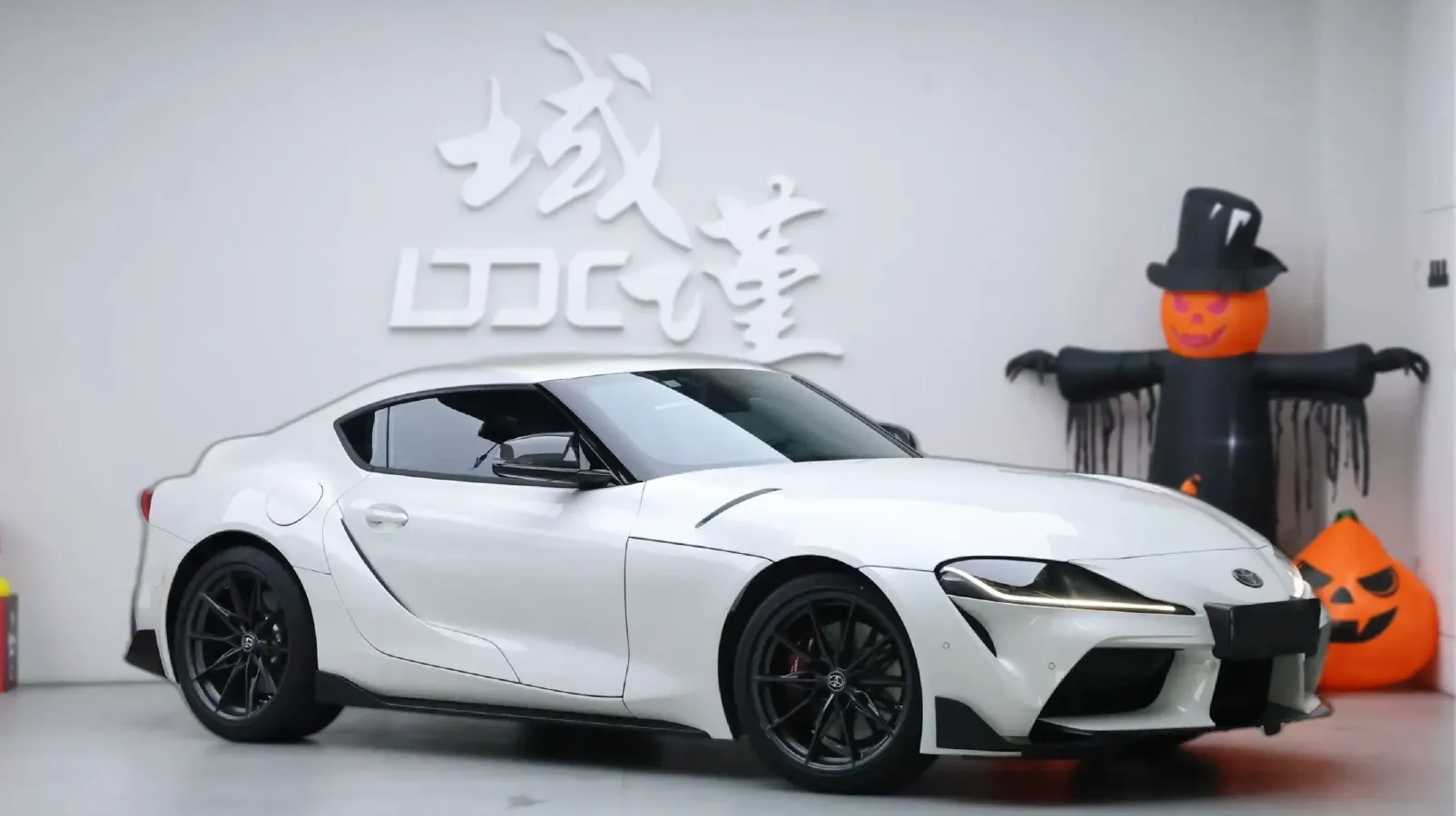 2021 Toyota Supra 3.0T 340HP L6 8AT,autocango,china used car exporter,china ev exporter,chinese used car exporter,chinese used ev exporter