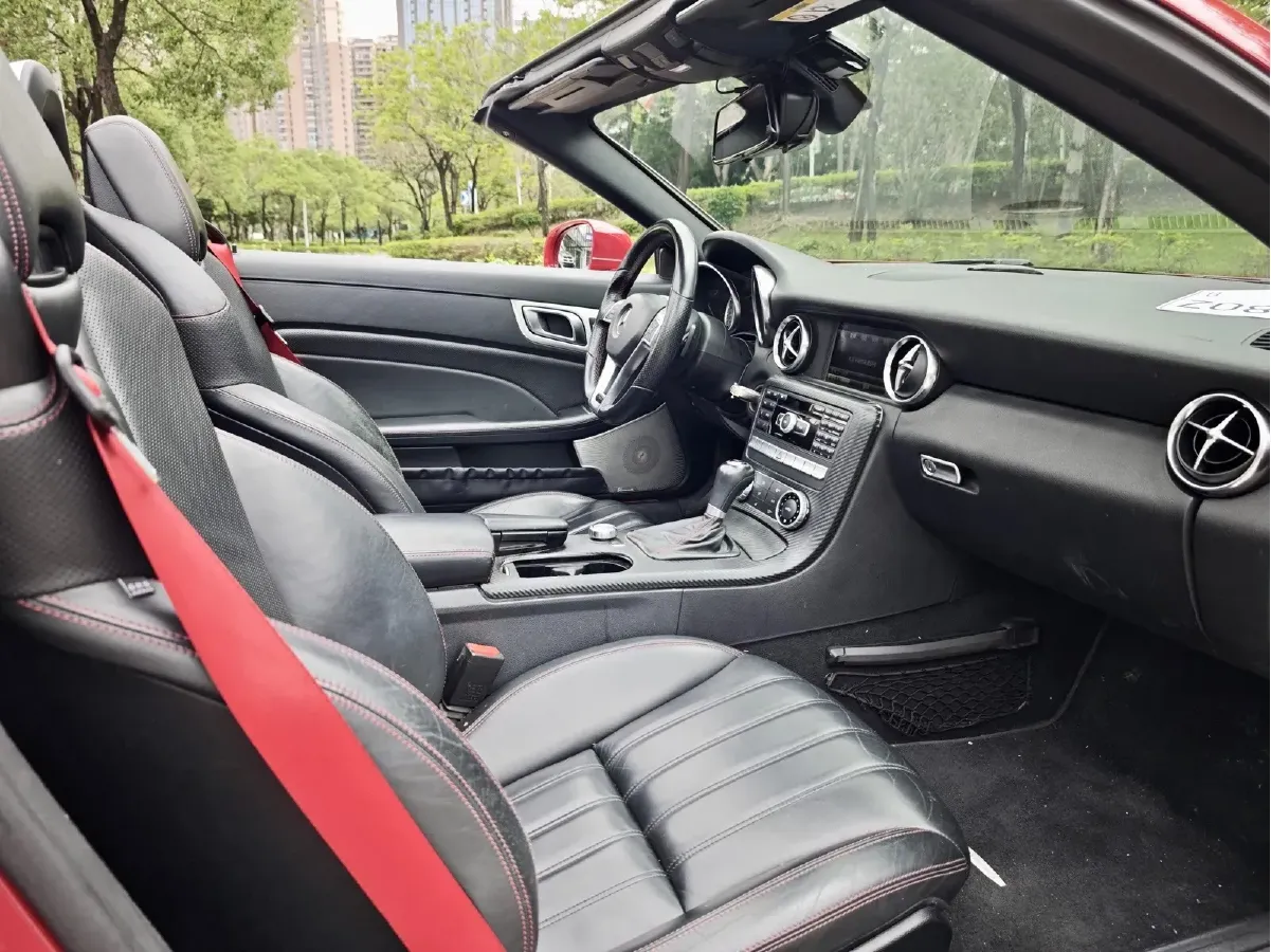 2011 Mercedes-Benz SLK Class 1.8T 184HP L4 7AT,autocango,china used car exporter,china ev exporter,chinese used car exporter,chinese used ev exporter