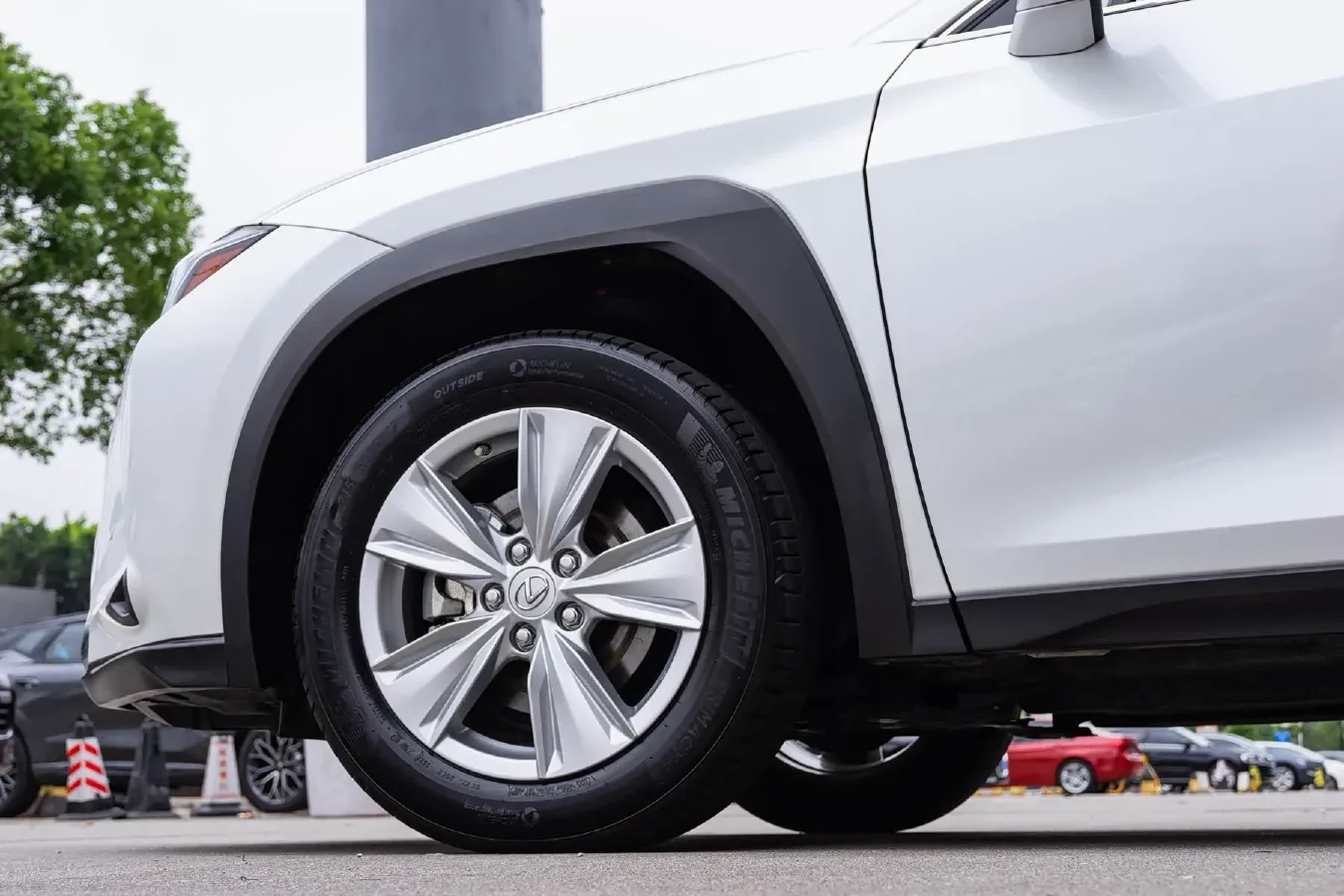 2022 Lexus UX 2.0L 146HP L4 E-CVT Hybrid,autocango,china used car exporter,china ev exporter,chinese used car exporter,chinese used ev exporter