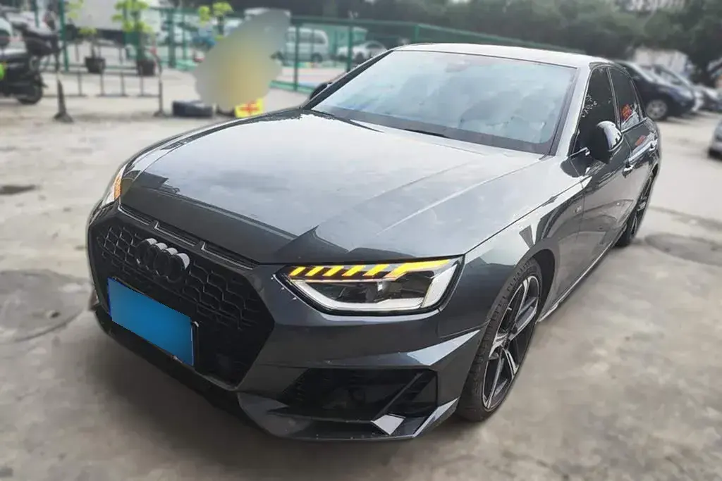 2022 Audi A4L 2.0T 252HP L4 7DCT
