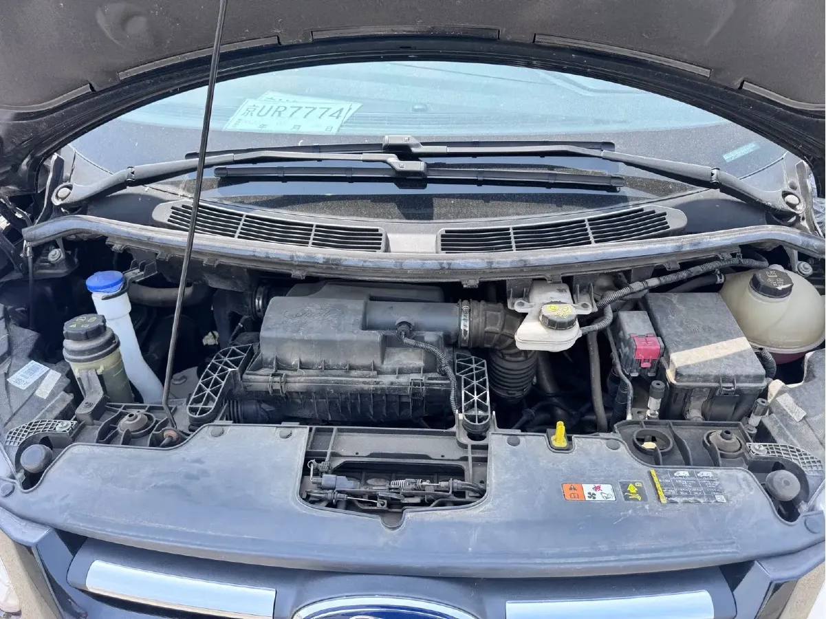 2017 Ford Tourneo 2.0T 203HP L4 6AT,autocango,china used car exporter,china ev exporter,chinese used car exporter,chinese used ev exporter