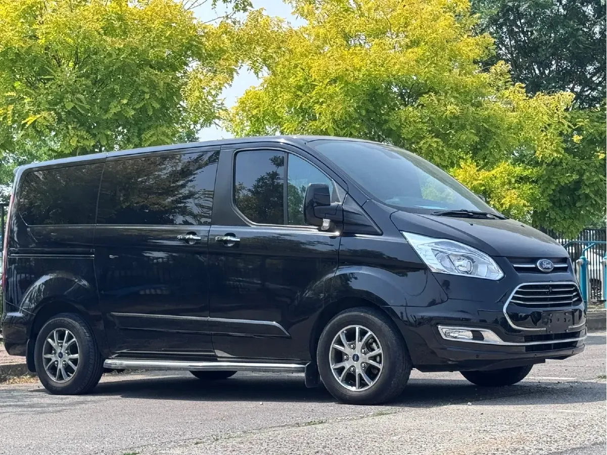 2017 Ford Tourneo 2.0T 203HP L4 6AT,autocango,china used car exporter,china ev exporter,chinese used car exporter,chinese used ev exporter