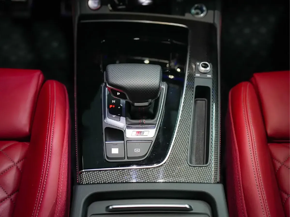 2021 Audi SQ5 3.0T 354HP V6 8AT,autocango,china used car exporter,china ev exporter,chinese used car exporter,chinese used ev exporter