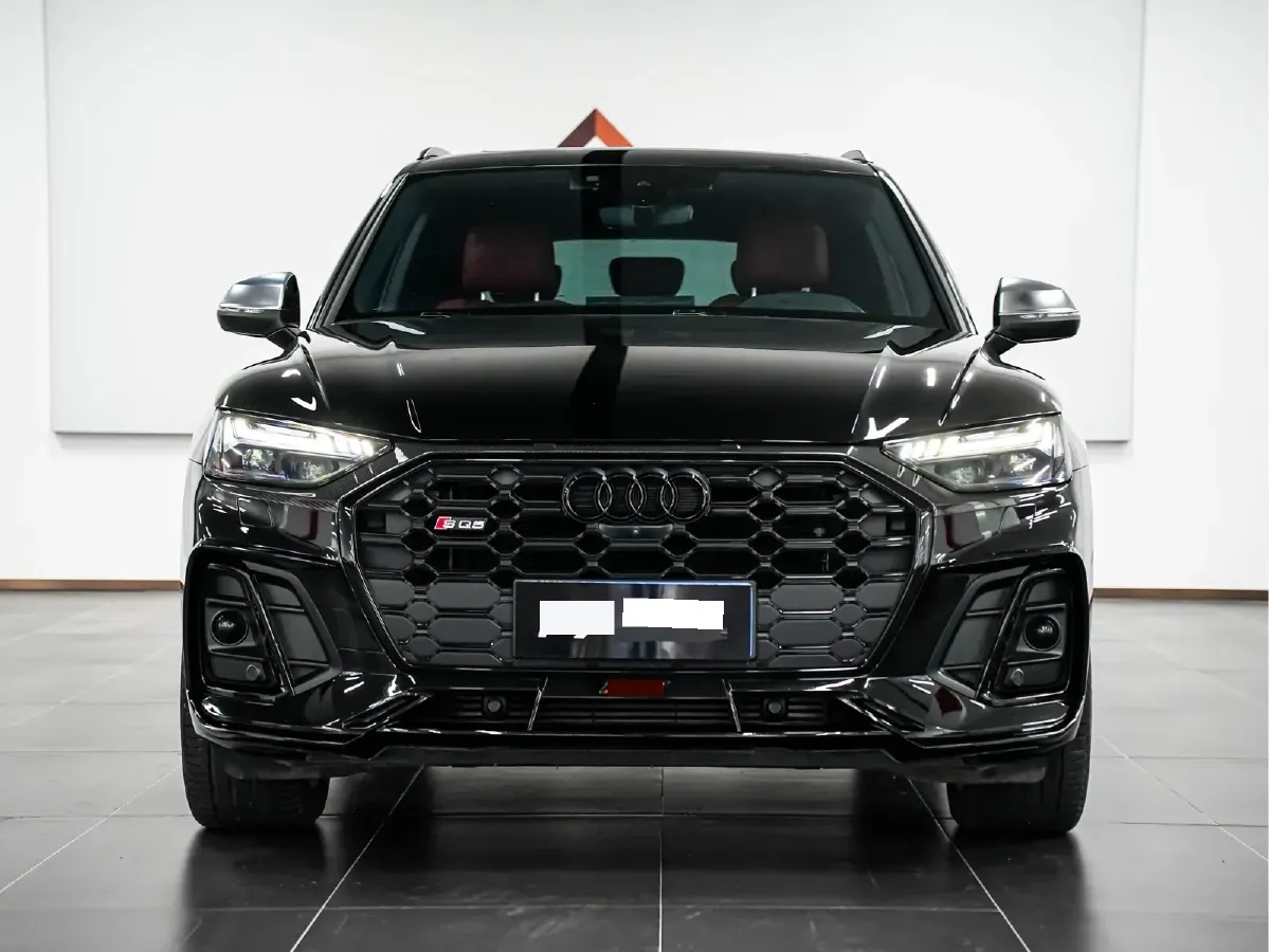 2021 Audi SQ5 3.0T 354HP V6 8AT,autocango,china used car exporter,china ev exporter,chinese used car exporter,chinese used ev exporter