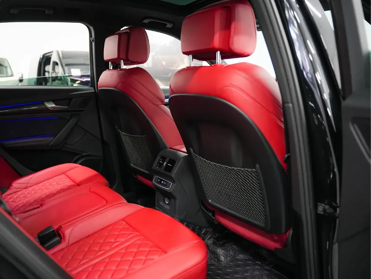 2021 Audi SQ5 3.0T 354HP V6 8AT,autocango,china used car exporter,china ev exporter,chinese used car exporter,chinese used ev exporter