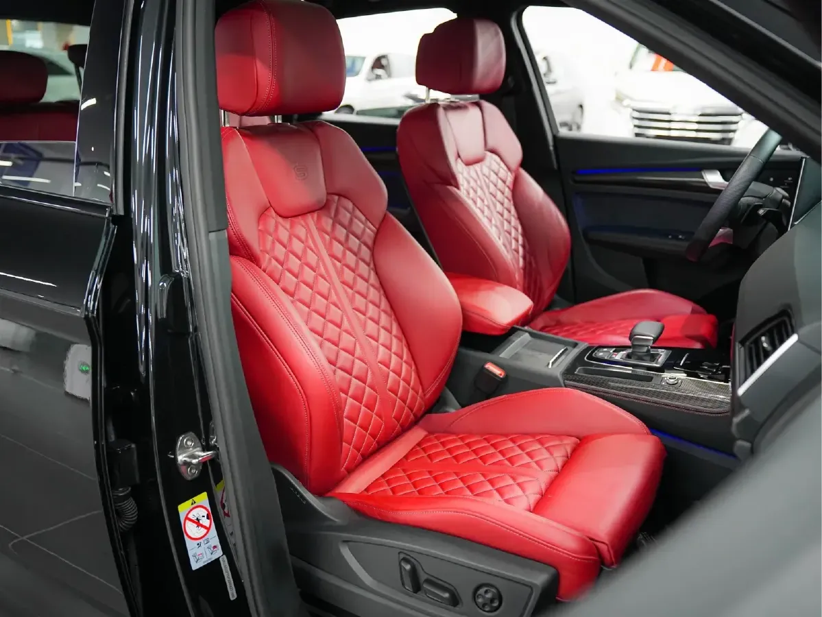 2021 Audi SQ5 3.0T 354HP V6 8AT,autocango,china used car exporter,china ev exporter,chinese used car exporter,chinese used ev exporter