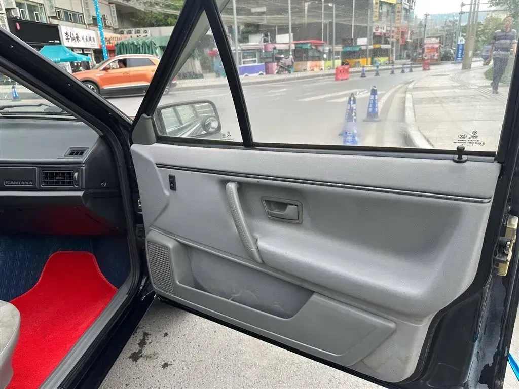 2007 Volkswagen Santana Classic 1.8L 95HP L4 5MT,autocango,china used car exporter,china ev exporter,chinese used car exporter,chinese used ev exporter