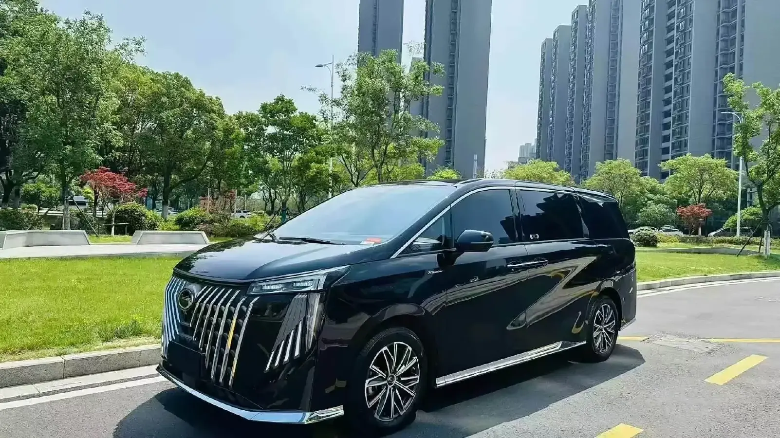 2024 GAC Trumpchi M8 2.0T 252HP L4 8AT