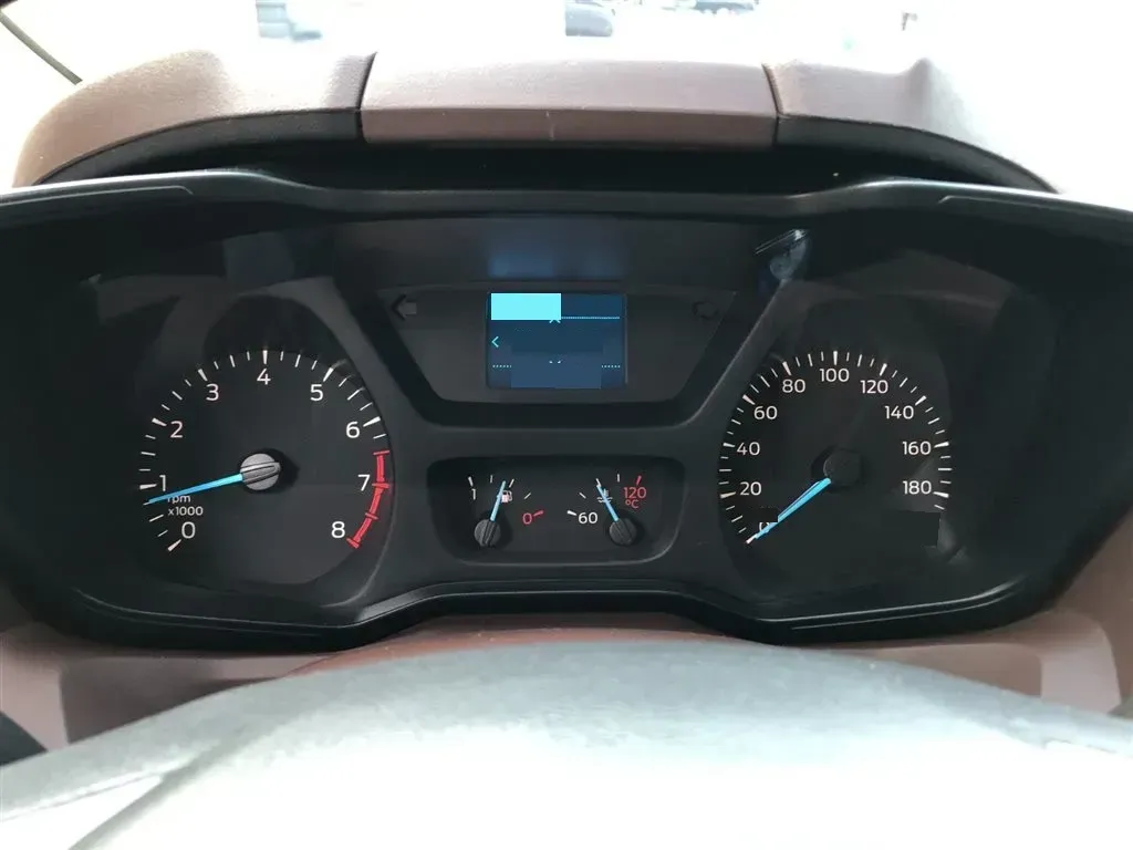 2017 Ford Tourneo 2.0T 203HP L4 6AT,autocango,china used car exporter,china ev exporter,chinese used car exporter,chinese used ev exporter