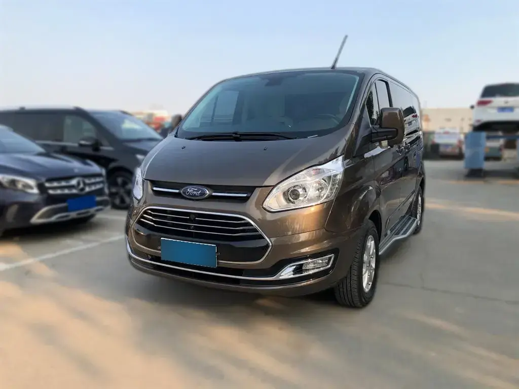 2017 Ford Tourneo 2.0T 203HP L4 6AT