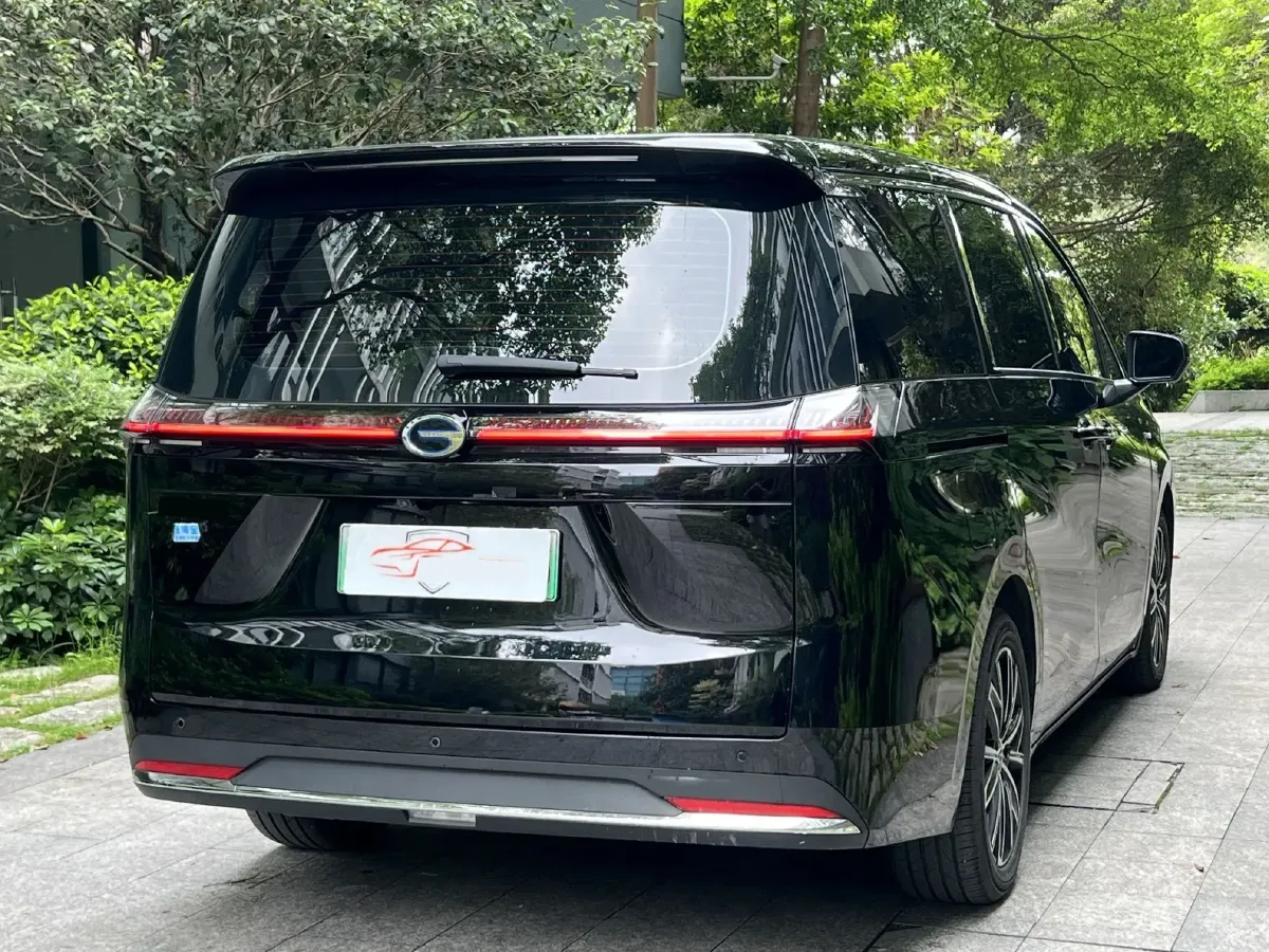 2024 GAC Trumpchi E8 2.0L 140HP L4 2DHT PHEV 25.57KWH,autocango,china used car exporter,china ev exporter,chinese used car exporter,chinese used ev exporter