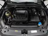 2023 Volkswagen Passat 2.0T 186HP L4 7DCT,autocango,china used car exporter,china ev exporter,chinese used car exporter,chinese used ev exporter