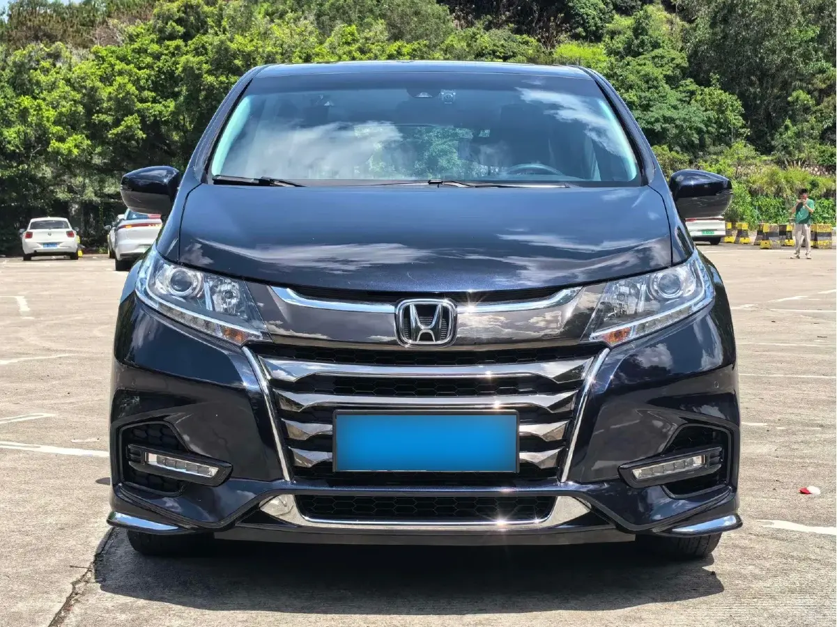 2021 Honda Odyssey 2.0L 146HP L4 E-CVT Hybrid