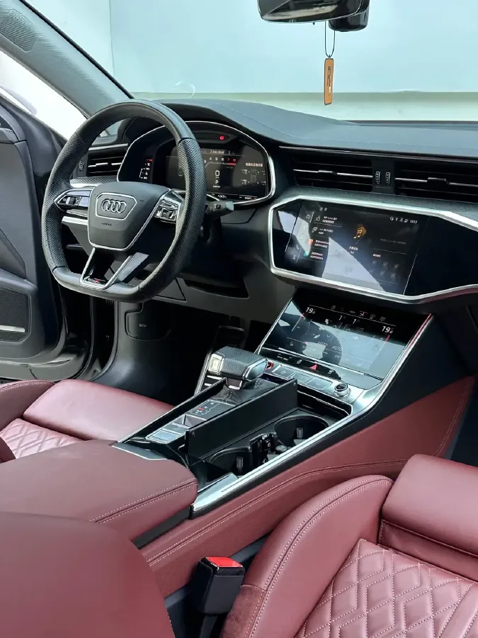 2020 Audi S7 2.9T 450HP V6 8AT,autocango,china used car exporter,china ev exporter,chinese used car exporter,chinese used ev exporter