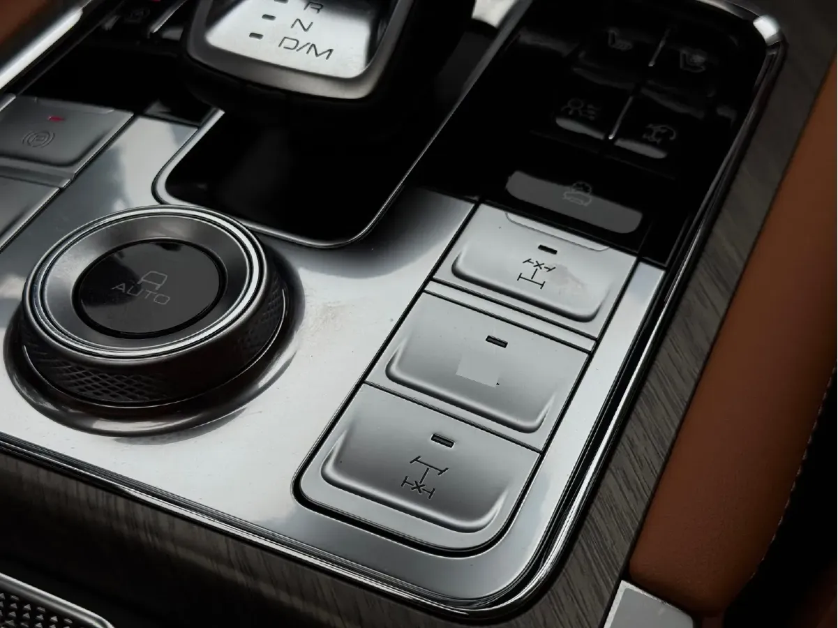 2023 Tank 500 3.0T 360HP V6 9AT,autocango,china used car exporter,china ev exporter,chinese used car exporter,chinese used ev exporter