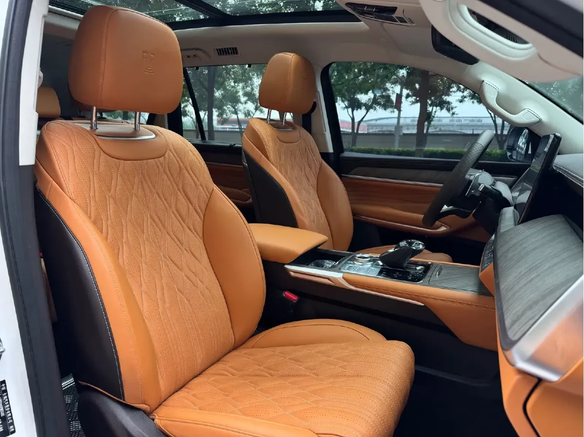 2023 Tank 500 3.0T 360HP V6 9AT,autocango,china used car exporter,china ev exporter,chinese used car exporter,chinese used ev exporter