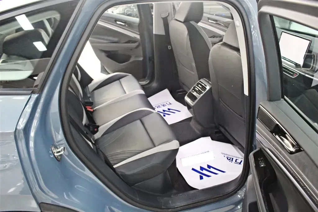 2024 Volkswagen ID.7 Vizzion BEV 84.8KWH,autocango,china used car exporter,china ev exporter,chinese used car exporter,chinese used ev exporter