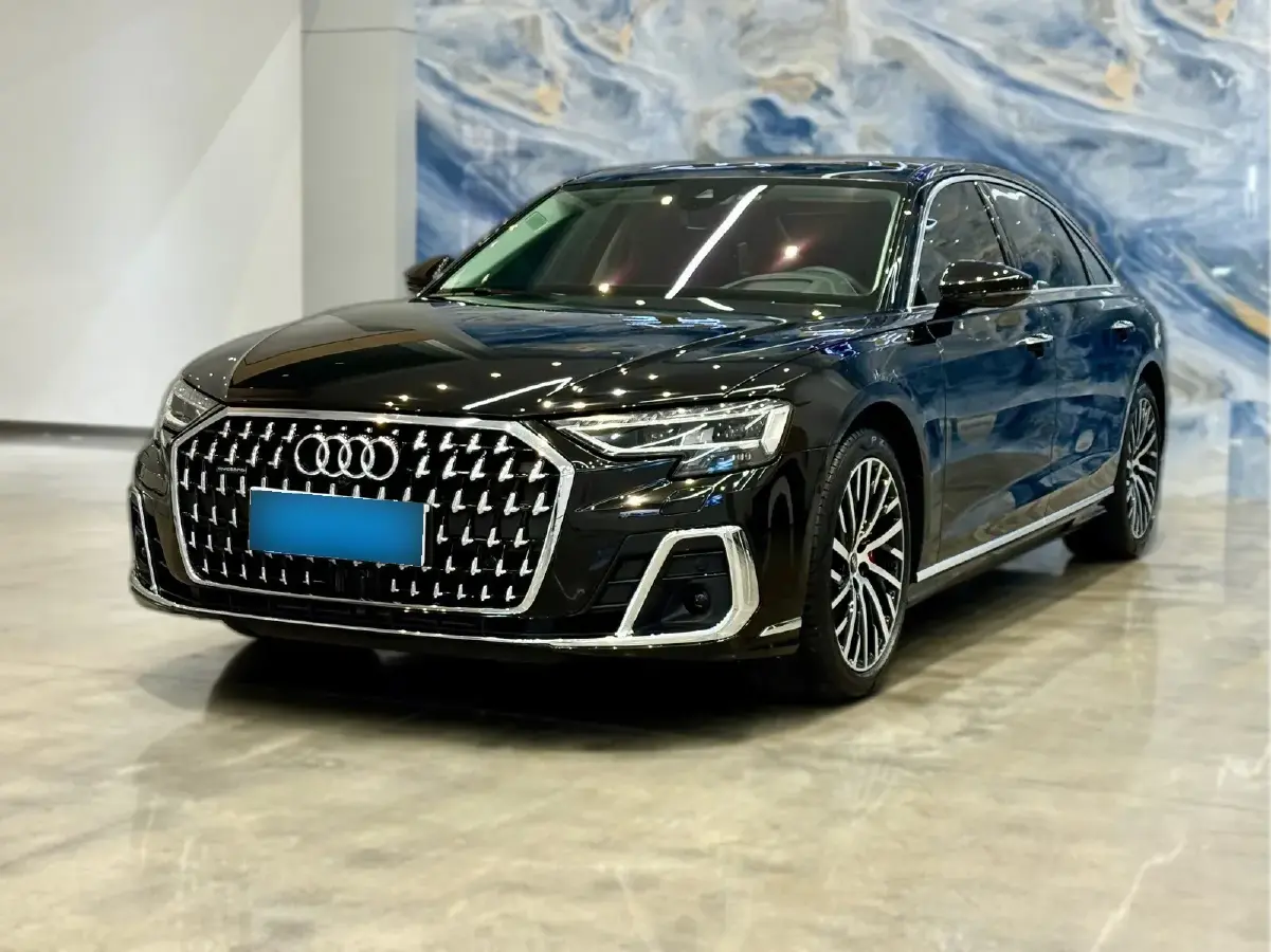2023 Audi A8 3.0T 340HP V6 8AT