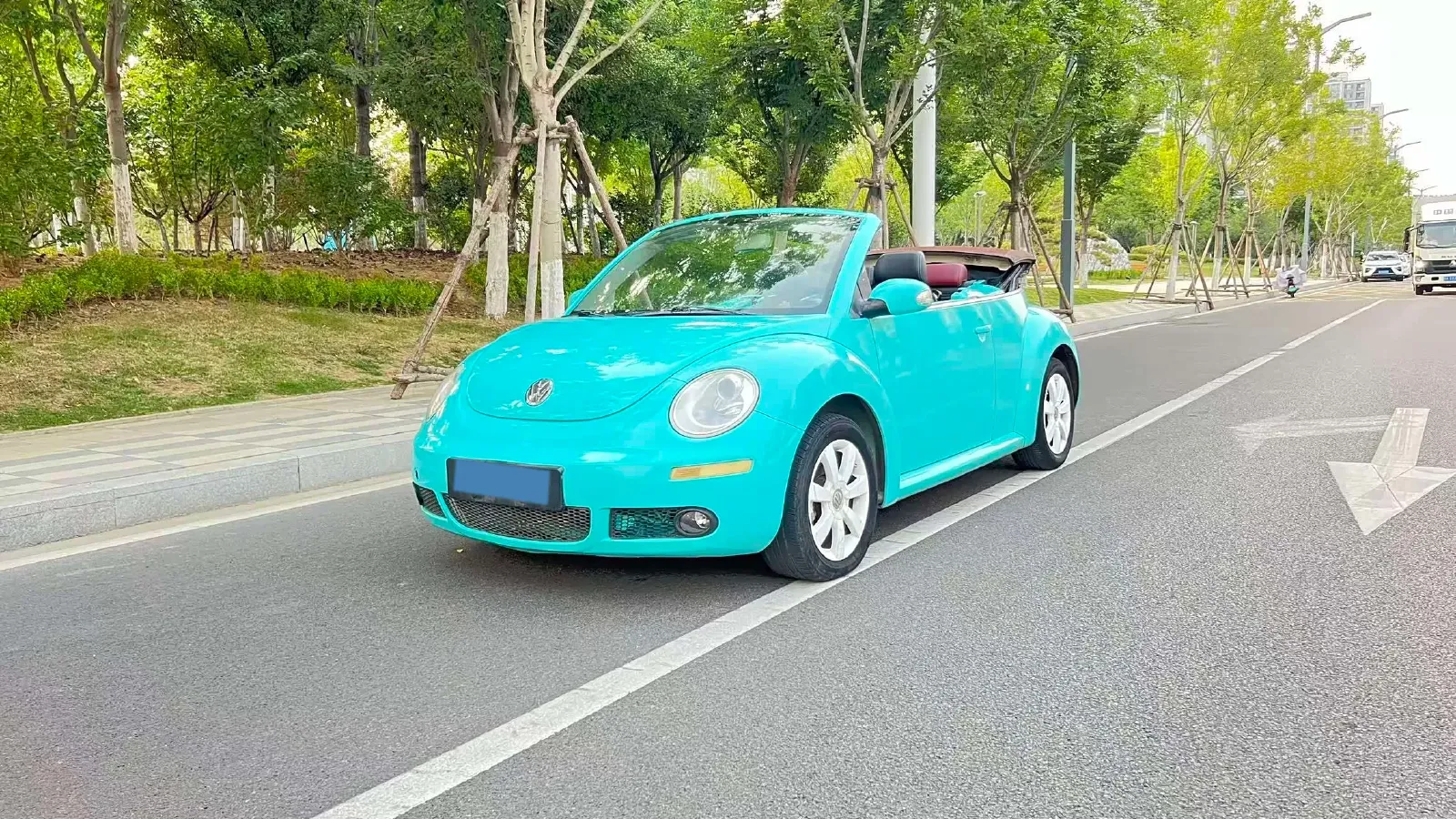 2006 Volkswagen Beetle 2.0L 115HP L4 6AT,autocango,china used car exporter,china ev exporter,chinese used car exporter,chinese used ev exporter