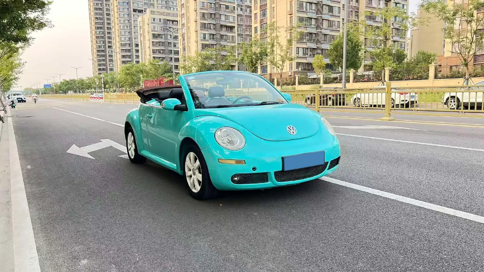 2006 Volkswagen Beetle 2.0L 115HP L4 6AT,autocango,china used car exporter,china ev exporter,chinese used car exporter,chinese used ev exporter
