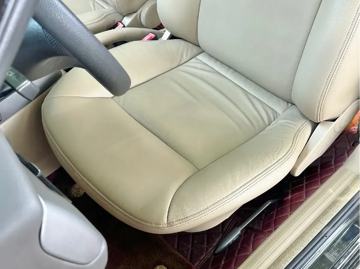 2004 Volkswagen Santana Vista 1.8L 101HP L4 5MT,autocango,china used car exporter,china ev exporter,chinese used car exporter,chinese used ev exporter