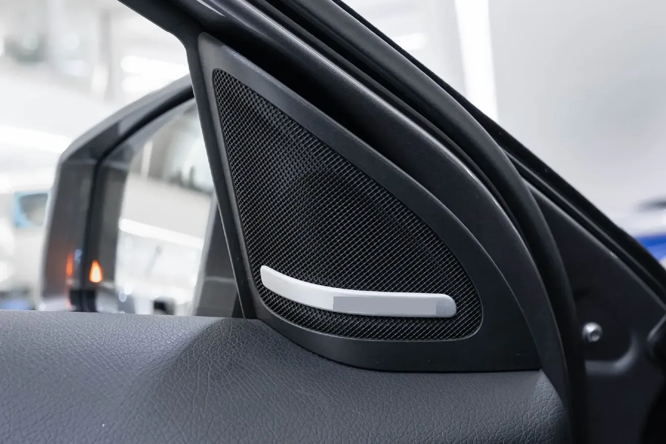 2017 Mercedes-Benz GLA AMG 2.0T 381HP L4 7DCT,autocango,china used car exporter,china ev exporter,chinese used car exporter,chinese used ev exporter