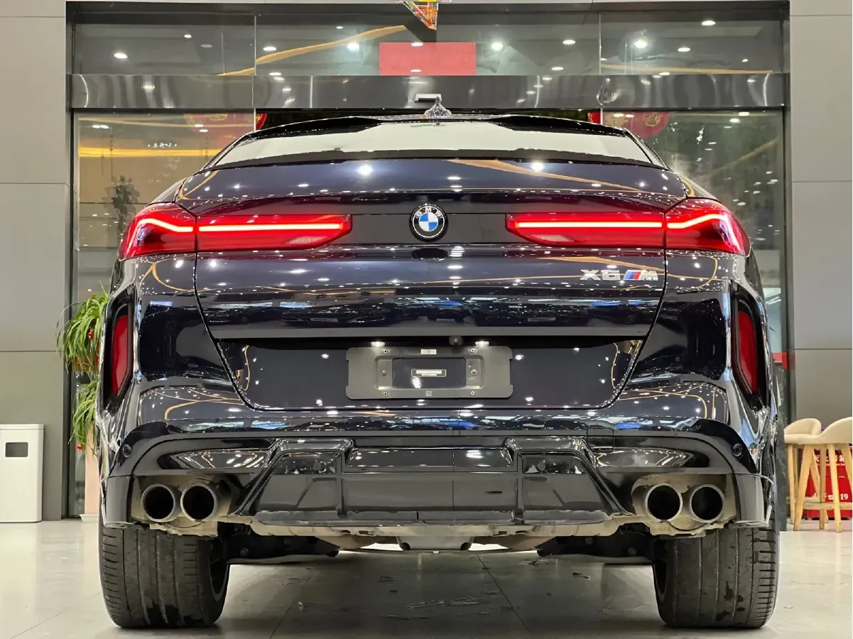 2022 BMW X6 M 4.4T 600HP V8 8AT,autocango,china used car exporter,china ev exporter,chinese used car exporter,chinese used ev exporter
