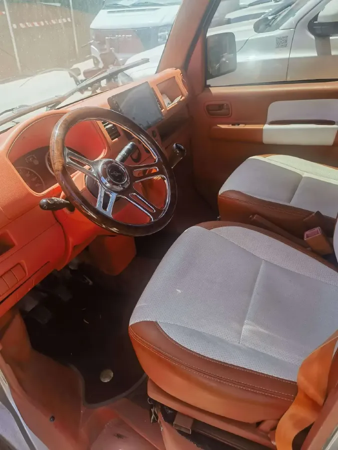 2009 Suzuki Landy 1.4L 95HP L4 5MT,autocango,china used car exporter,china ev exporter,chinese used car exporter,chinese used ev exporter