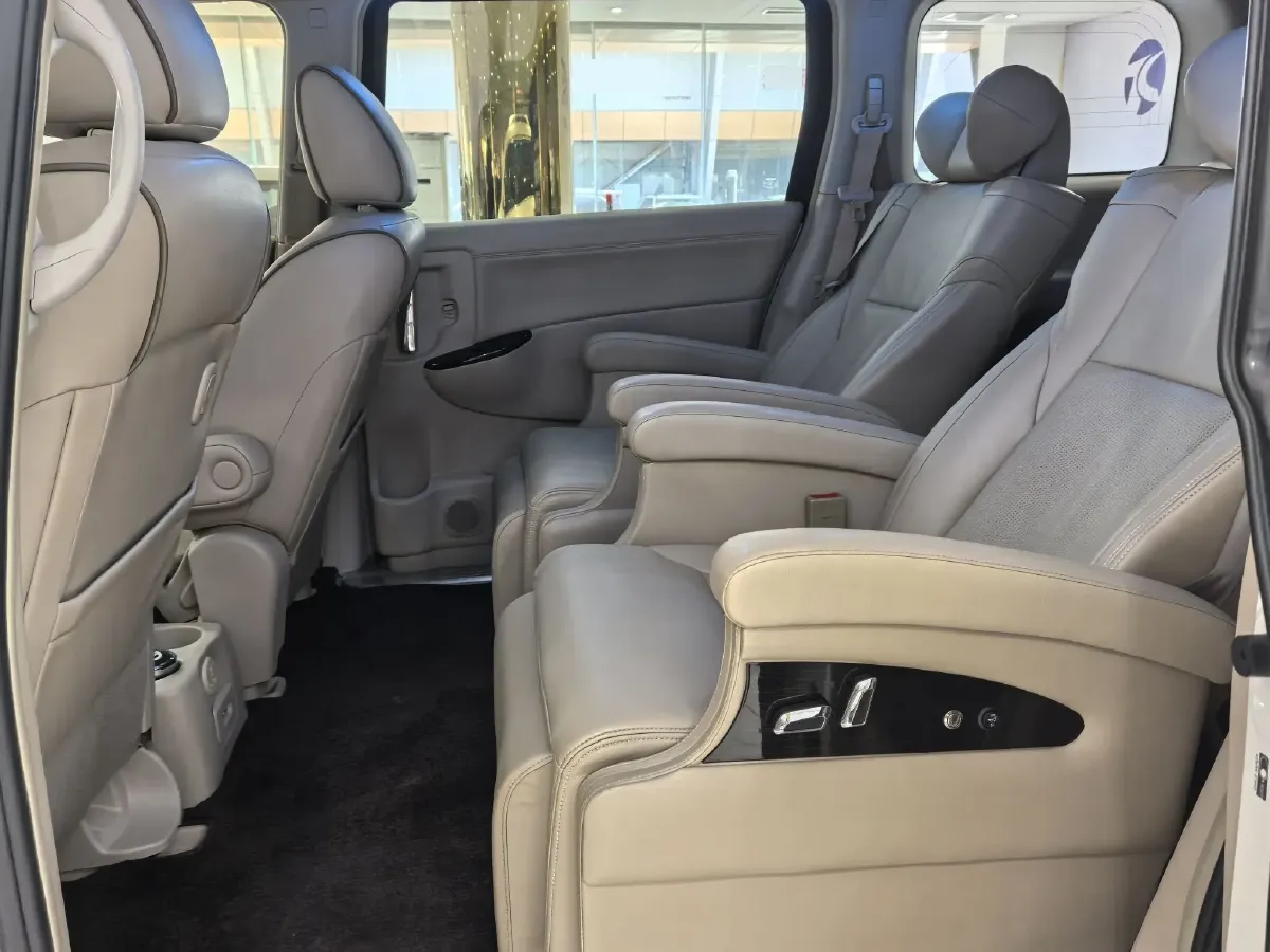 2015 Nissan Quest 3.5L 277HP V6 CVT,autocango,china used car exporter,china ev exporter,chinese used car exporter,chinese used ev exporter