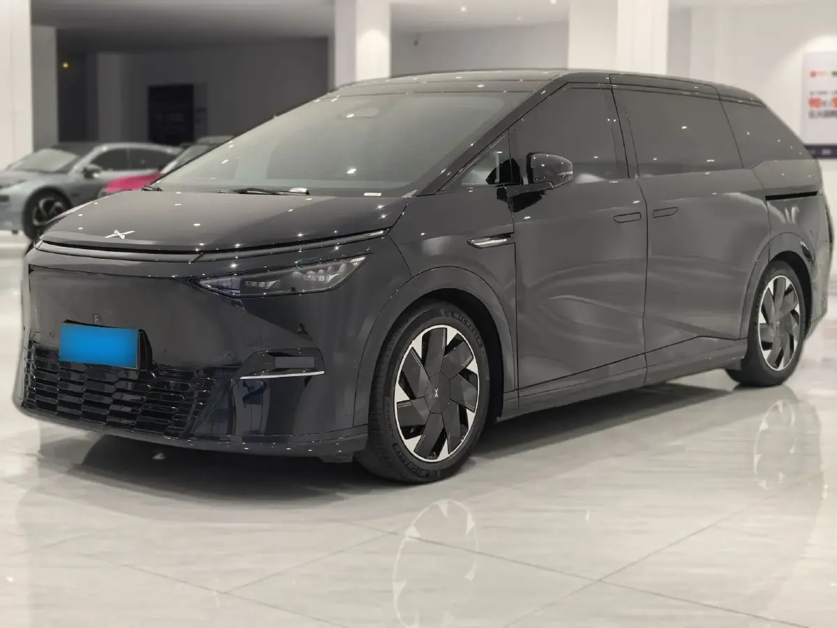2024 Xpeng X9 BEV 101.5KWH
