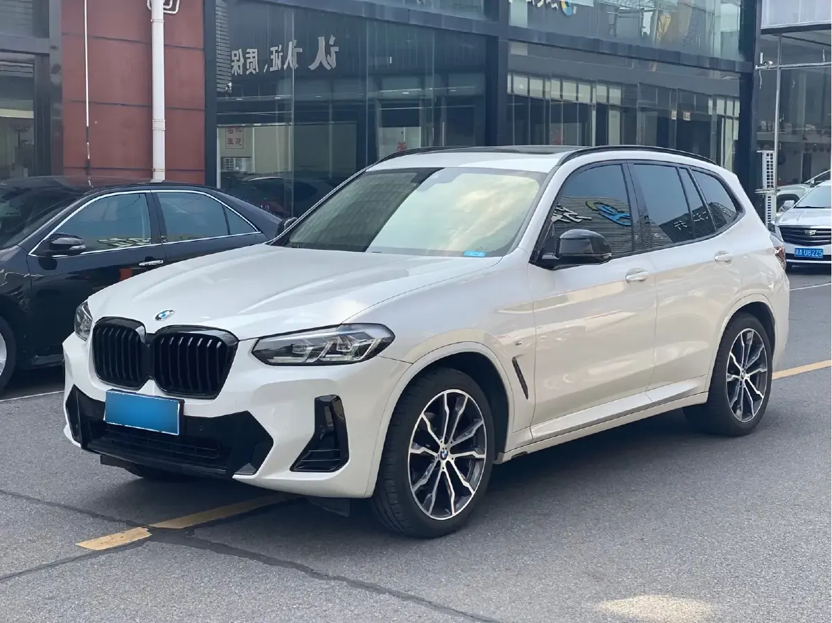 2022 BMW X3 2.0T 252HP L4 8AT
