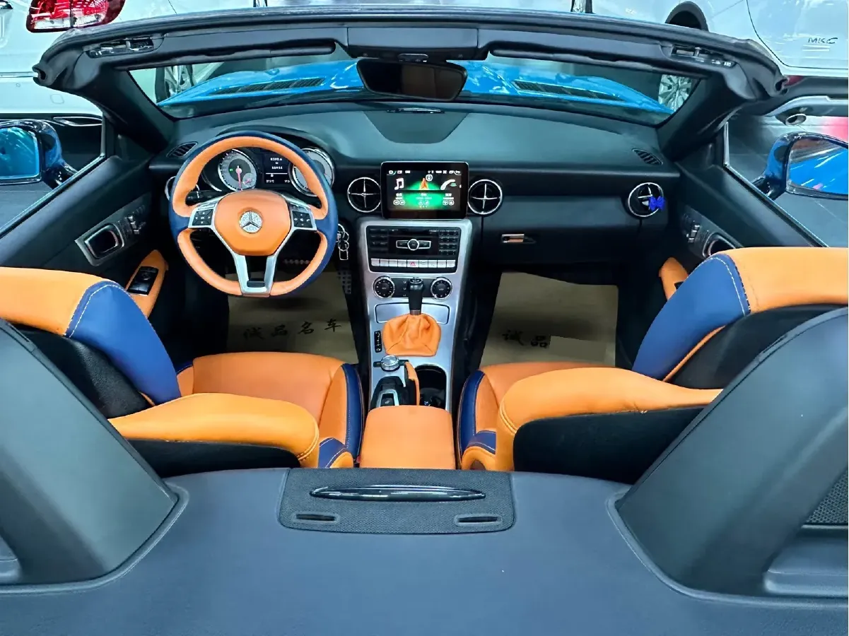 2011 Mercedes-Benz SLK Class 1.8T 184HP L4 7AT,autocango,china used car exporter,china ev exporter,chinese used car exporter,chinese used ev exporter